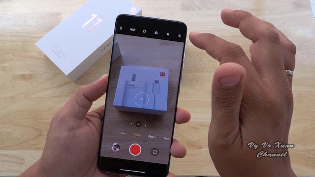 Xiaomi Mi 11 Unboxing, Camera Test