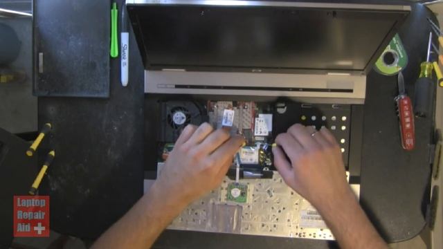 HP ELITEBOOK 8530P how to remove a keyboard смотреть онлайн