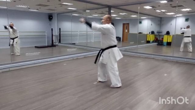 Kanchin 完 戦 kata Uechi ryu karate Rybin Evgeny Moscow Russia смотреть онлайн