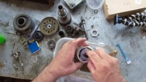 Ремонт стиралки с вертикальным барабаном. Замена подшипников, ремонт редуктора.