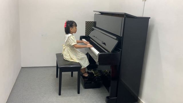 GOH TING XIU (8Y) - SPINNING SONG by ALBERT ELLMENREICH смотреть онлайн