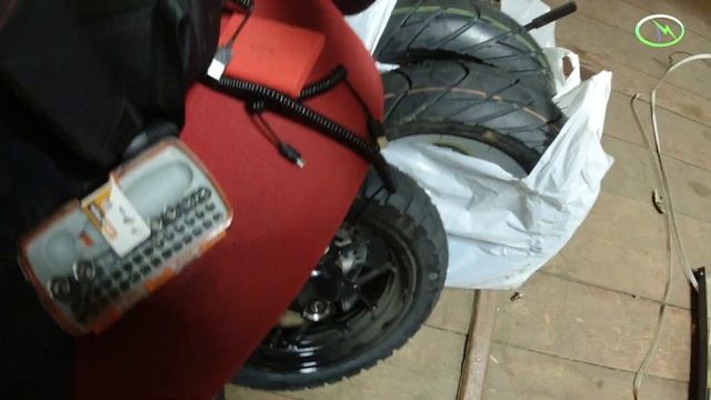 Я купил мотоцикл | Распаковка Honda MSX125 GROM | Батарея чуть не померла смотреть онлайн