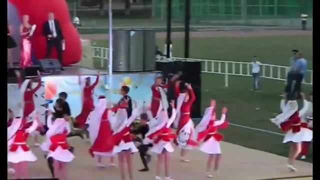 Многоцветье Апшеронска! ГКДЦ 《Апшеронск》 смотреть онлайн