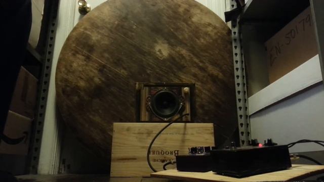 JANKY0003 Cigar Box Amp Test W/ Shadow Echo & Ibanez Standard Fuzz Clone. 4 String CBG.