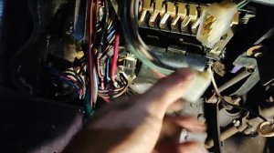 Нива не крутит стартер, а реле срабатывает