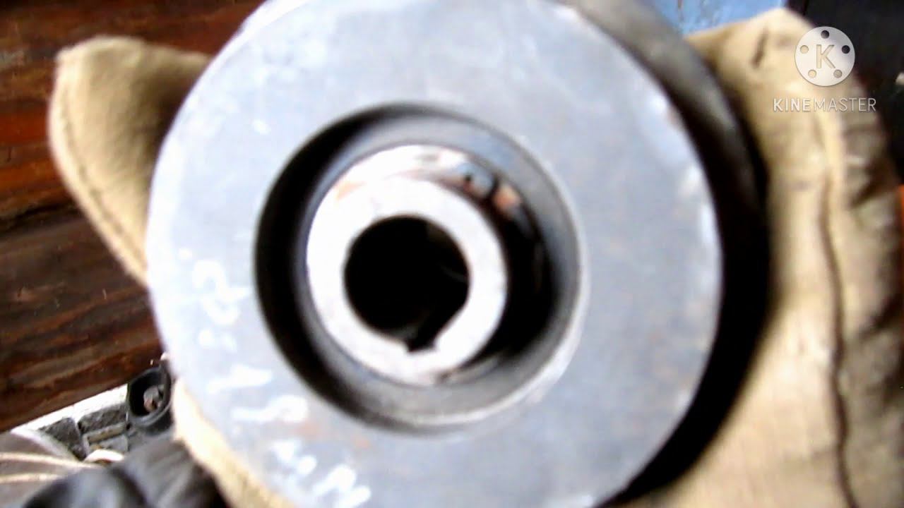 ЦЕНТРОБЕЖНОЕ СЦЕПЛЕНИЕ НА ТРАКТОР. Запчасть. смотреть онлайн