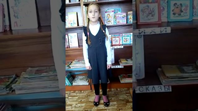 Страна читающая — Виктория Сорых читает произведение «Осень наступила...» А. Н. Плещеева смотреть онлайн