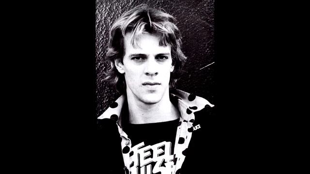 The Police - Message in a Bottle - Isolated Guitar смотреть онлайн