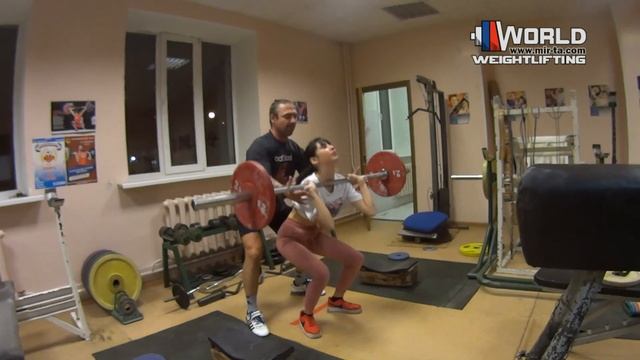 ПИНЕГИНА-37(2005) СШОР ОЛИМП / Тренировка. Толчок 15-25 / 19.10.2020 смотреть онлайн