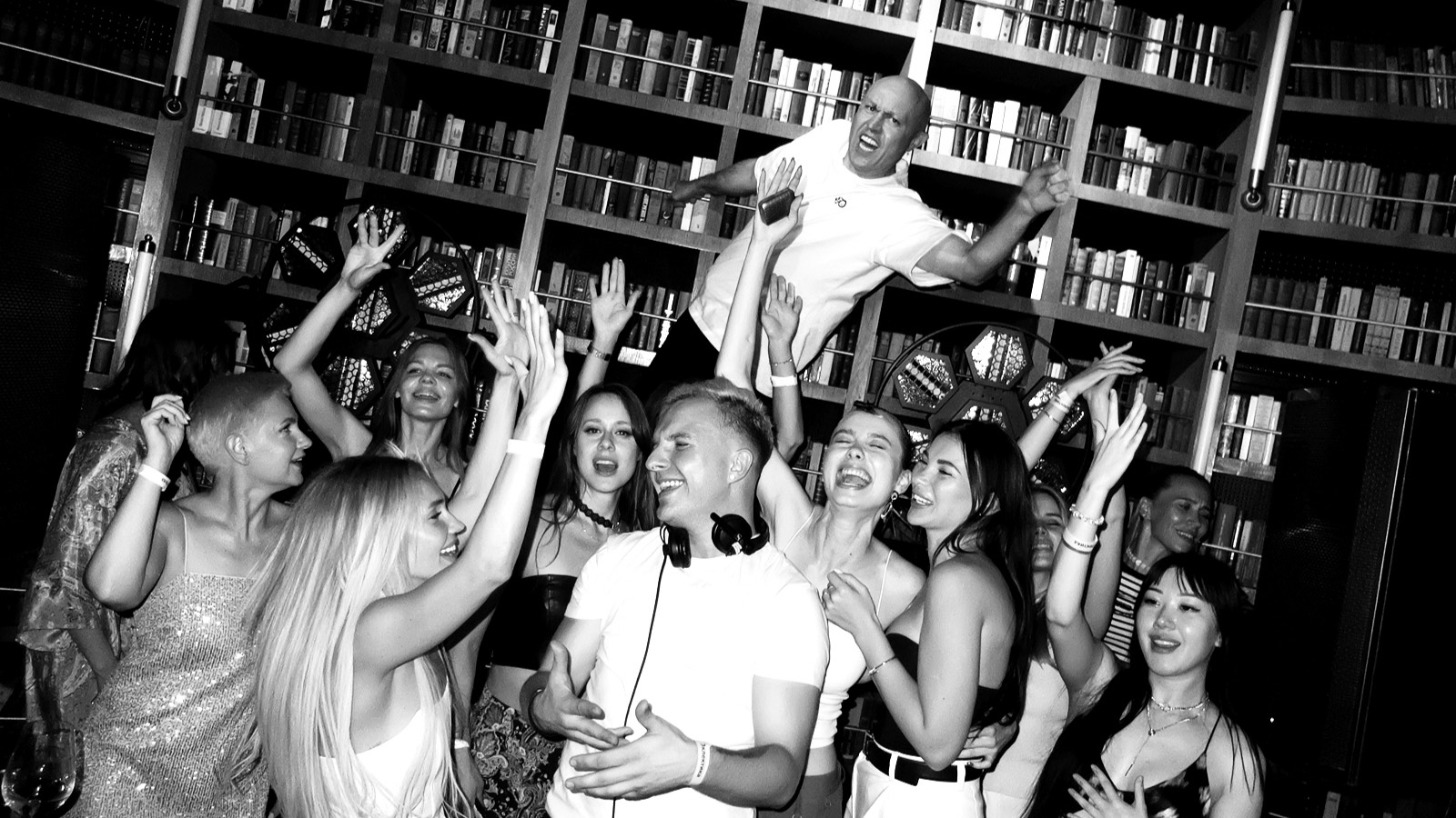 Wein - Live | Community Moscow (Однажды в Голливуде)