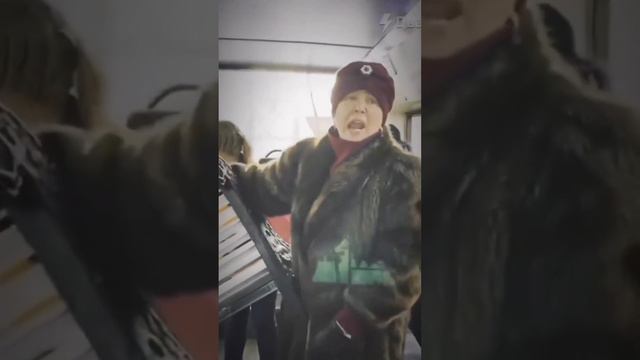 Обычное утро в моем городе 🕖.Смотреть со звуком 🔉 смотреть онлайн