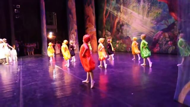 Балет " Дюймовочка" 1-Б класс. ХХШ. смотреть онлайн