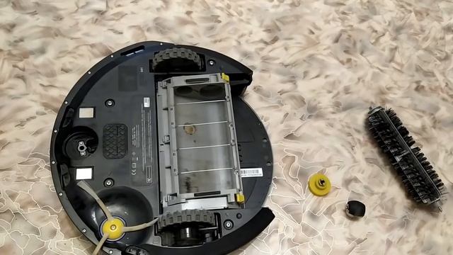 Обслуживание робота-пылесоса IRobot Roomba. смотреть онлайн