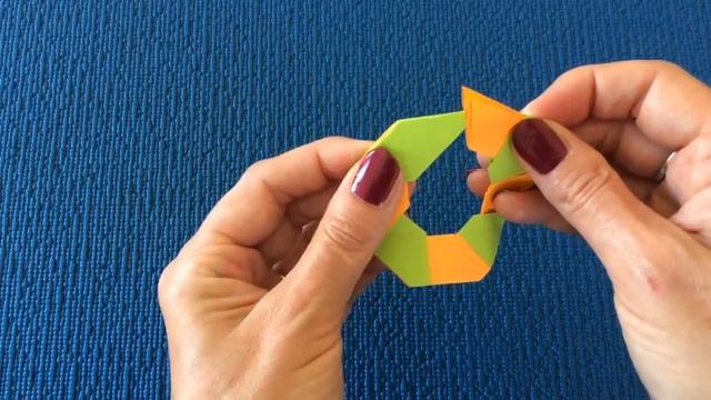 КАК СДЕЛАТЬ МИНИ СПИННЕР ИЗ БУМАГИ БЕЗ ПОДШИПНИКА || ПОДЕЛКИ ИЗ БУМАГИ || смотреть онлайн