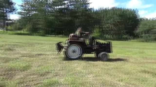 Уборка сена ,сталкиваем копна. смотреть онлайн