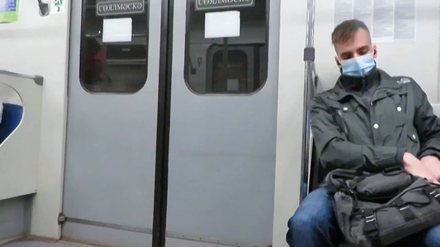 Поездка на метропоезде 81-553.3 № 10289 по Центральной Линии в Казани . (14.04.2021) смотреть онлайн