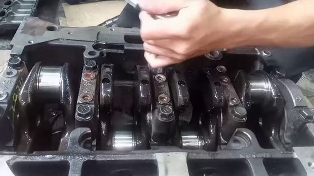 PART 1 ENGINE OVERHAUL KIA SORENTO D4CB смотреть онлайн