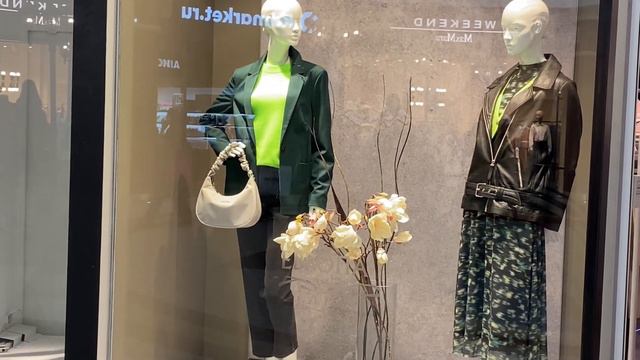 МОДА И СТИЛЬ НА УЛИЦАХ ГОРОДА. КАК ОДЕВАЮТСЯ в +5 C смотреть онлайн