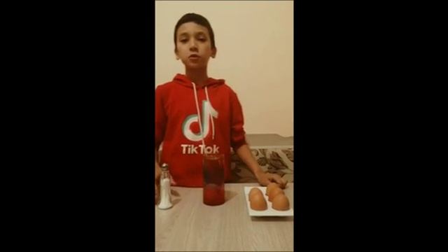 Как проверить свежесть яйца смотреть онлайн