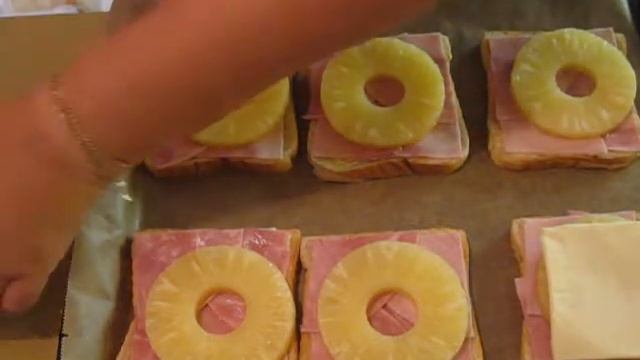 Быстрый Ужин Гавайский тост. смотреть онлайн