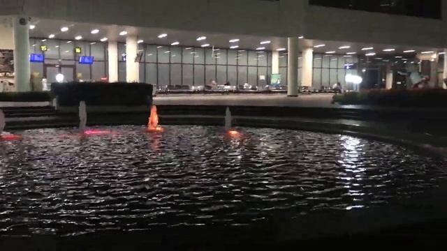 Фонтан в аэропорту Сочи (Адлера) сен 2019 смотреть онлайн