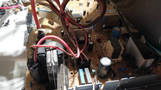 Эксперимент:передатчик из телевизора на кинескопе.Излучает ли анодное напряжение? смотреть онлайн