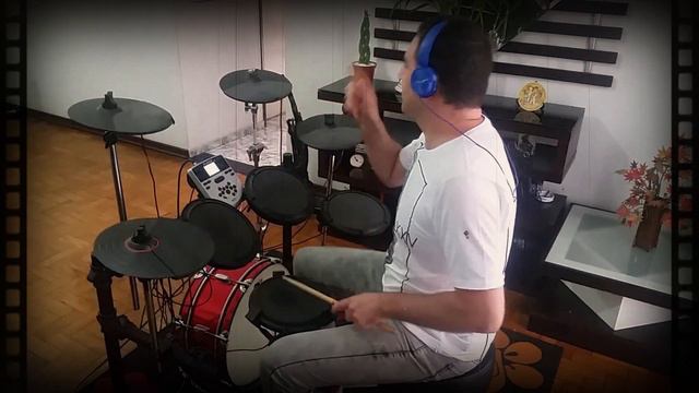 Woman - John Lennon ( Drum Cover ) смотреть онлайн