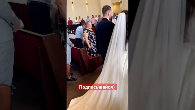 Жених и Невеста заходят в Зал ? #свадьба #христианскиевидео #shorts #song смотреть онлайн