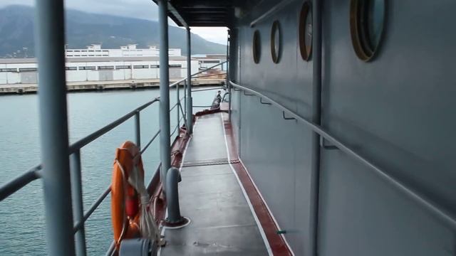 Прогулка по кораблю "Новочеркасск" в Баре (Черногория) смотреть онлайн