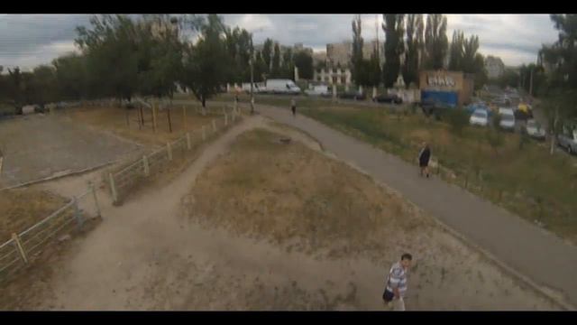 Квадрик во дворе смотреть онлайн