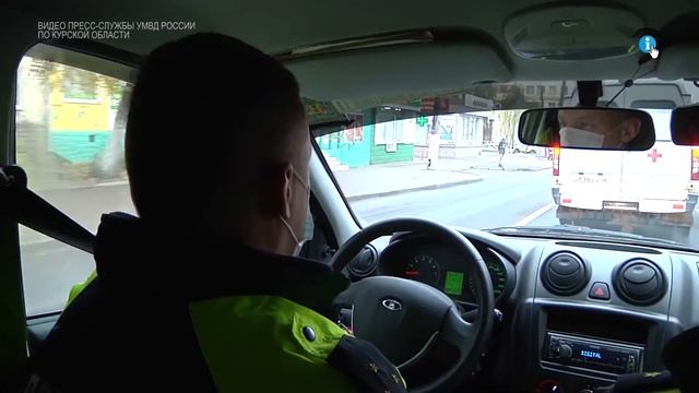 В Курске состоялся рейд «Уступи дорогу скорой» смотреть онлайн