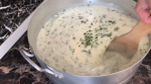 Довга кисломолочный суп Азербайджанская кухня