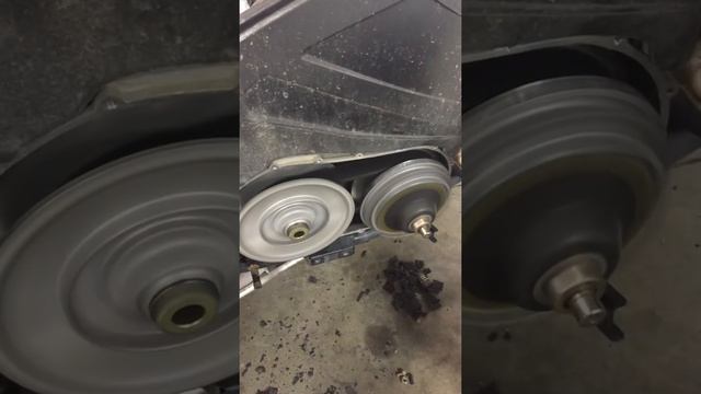 Arctic Cat mud pro 1000 clutches- A look inside MudPro смотреть онлайн