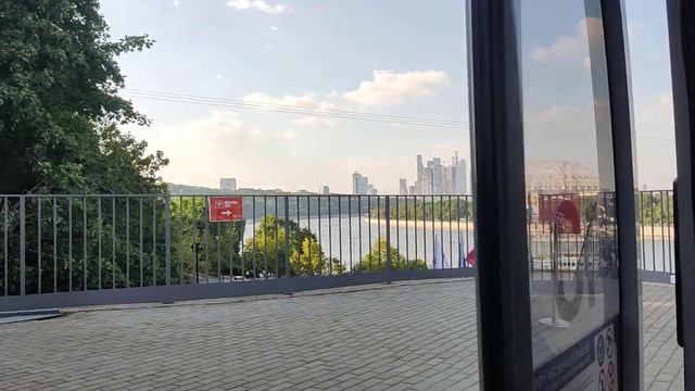 Поездка на Московской канатной дороге + лифты на станциях Воробьёвы горы и Лужники смотреть онлайн