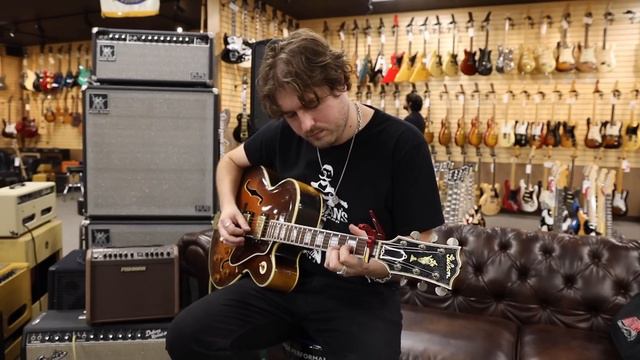 1930's Gibson L-5 Sunburst | Guitar of the Day смотреть онлайн