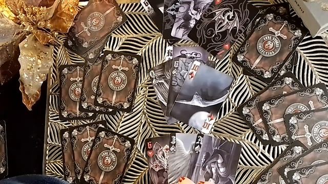 ТАЙНЫ КРЕСТОВОГО КОРОЛЯ.. КОГО ОН ЛЮБИТ НА САМОМ ДЕЛЕ... смотреть онлайн