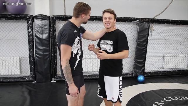 Пробиваем двоечку гопнику - Самбо для пацанов смотреть онлайн