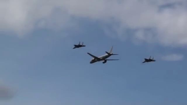 RIAT 2010 Battle of Britain 70th Anniversary 2/2 смотреть онлайн