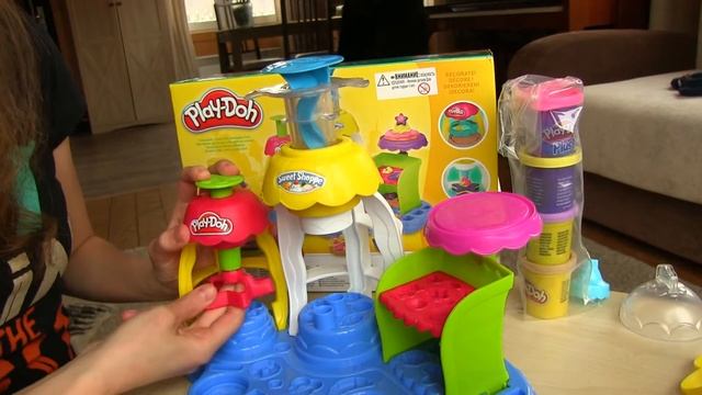 PLAY DOH (Плей До) Пирожное. Набор. Распаковка, обзор, лепим пирожное. смотреть онлайн
