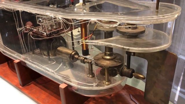 Remote-controlled boat designed by Nikola Tesla смотреть онлайн