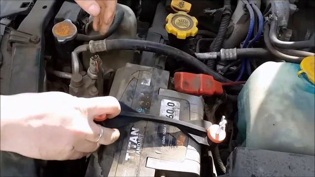 Установка крепления АКБ смотреть онлайн