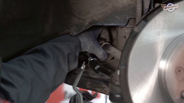 Замена Втулок переднего стабилизатора на Hyundai Solaris смотреть онлайн