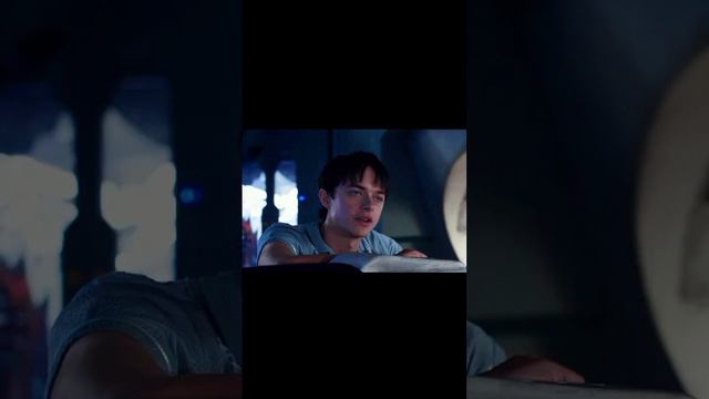 Валериан и город тысячи планет Sasha luss Dane Dehaan Caradelevingne Rihanna смотреть онлайн
