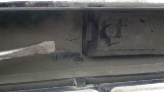 Рено Дастер замена лампочки подсветки номера. смотреть онлайн