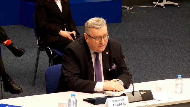 Пресс-конференция Министерства просвещения РФ смотреть онлайн