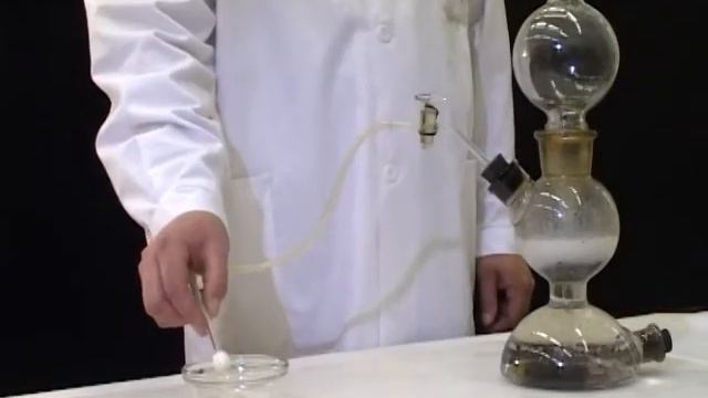 060 Заполнение водородом мыльных пузырей смотреть онлайн