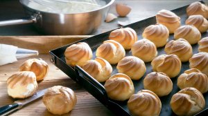 Профитроли,заварные пирожные