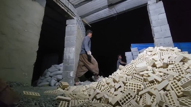 Nomadic Life In The Village While Building A Kitchen In The Castle