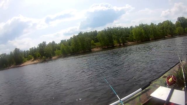 Обзор рыбных мест 10.06.2020 г. №12 р. Иртыш г. Омск Джиг тролиннг в зат. СРЗ смотреть онлайн