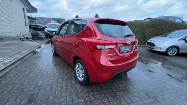 HYUNDAI ix20 1.4 CRDi*1-Hand*AHK*Bluetooth*Klima*EURO6* смотреть онлайн